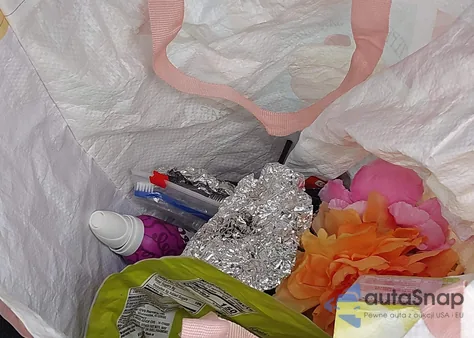 2009 Ford Escape Xlt from USA, damaged, VIN 1FMCU93G79KB53132